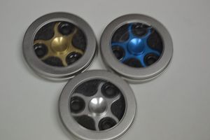 Fidget spinner celokovový v dárkovém balení  | Modrá, Stříbrná, Zlatá