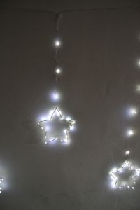 Venkovní vánoční osvětlení, závěs, hvězdy - bílé - 196 led
