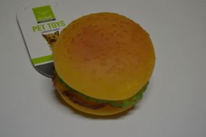 Vinylová hračka pro psy - hamburger 8cm