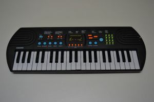 Elektronické klávesy CANTO HL-3826, piano, pianko