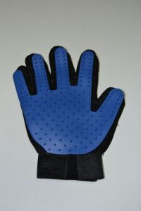 Prstová rukavice na vyčesávání srsti - True Touch