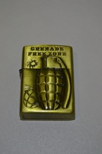 Benzínový zapalovač č. 92 - granát - grenade free zone