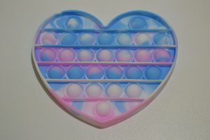 Pop it - antistresová hračka pastelové srdce