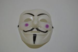 Plastová maska na obličej - anonymous