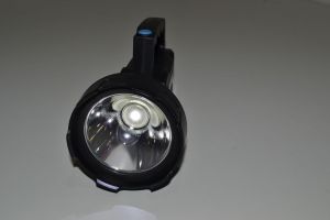 Akumulátorová LED svítilna CX-8809 PRC