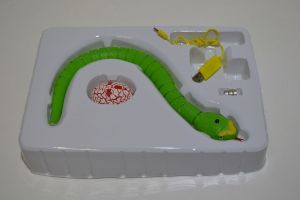 Had na dálkové ovládání - Innovation Snake PRC