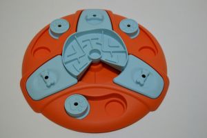 Interaktivní hračka pro psy - Hlavolam A98749 PRC
