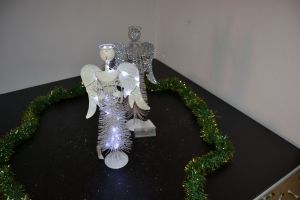 Vánoční osvětlení, drátěný anděl na baterie 36cm, bílý, bateriový