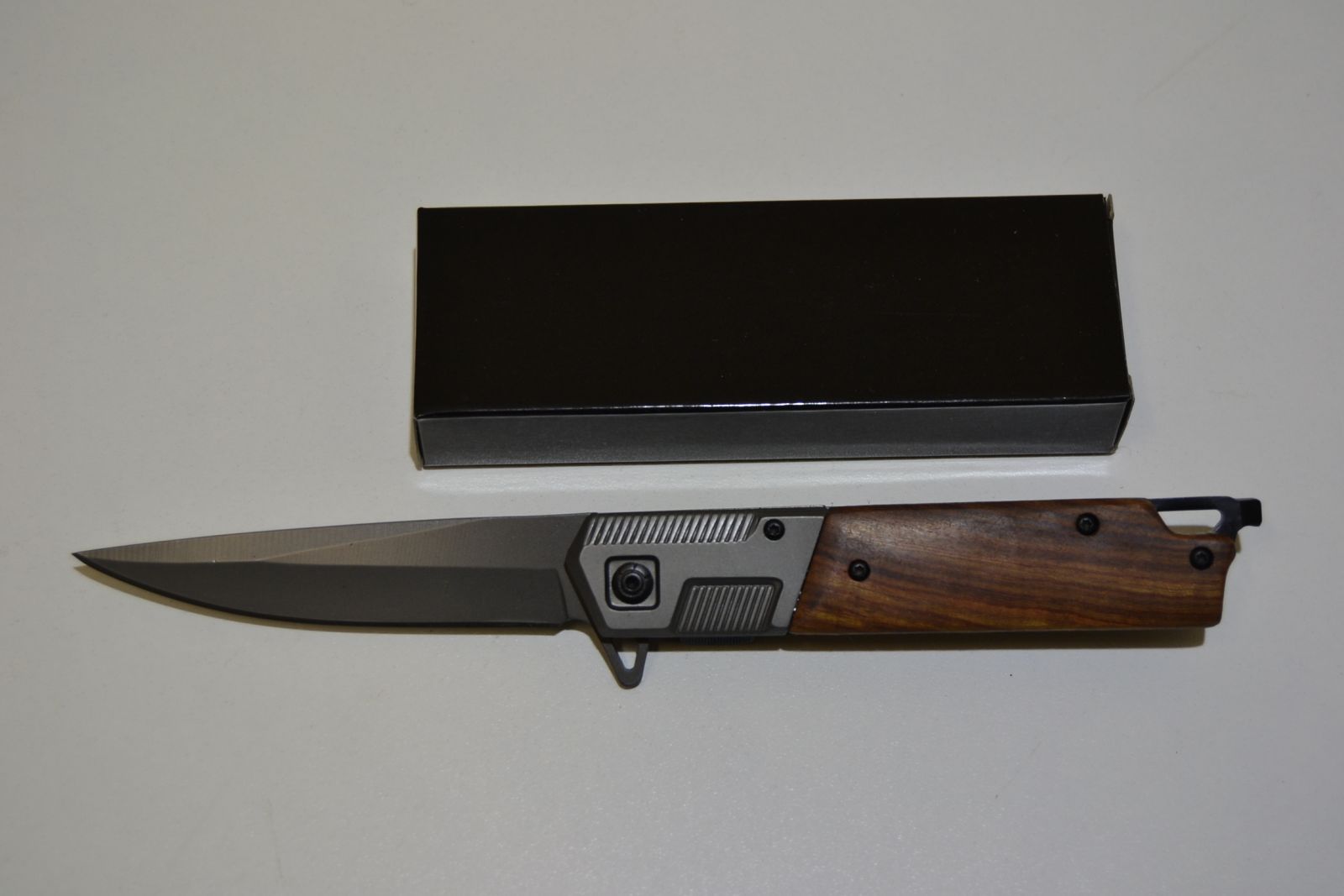 Zavírací nůž, dřevěná rukojeť 0307 PRC